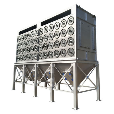 Machine de purification pour le traitement des gaz d'échappement avec filtres automatiques de nettoyage et acier au carbone