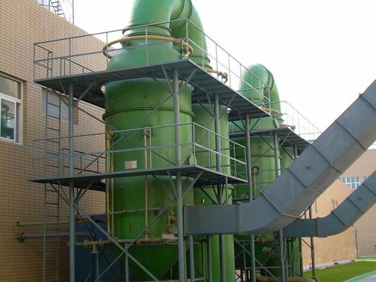 5 kW de puissance de la pompe, tour de nettoyage de poussière, tour de lavage par pulvérisation pour le traitement des gaz d'échappement en blanc ou de couleur personnalisable